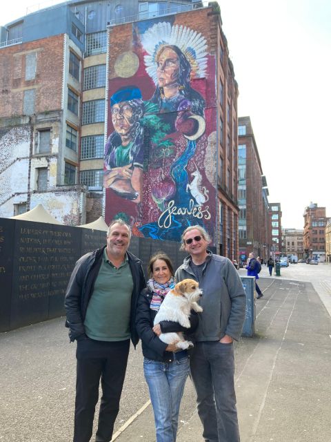 Glasgow: Private Street Art Walking Tour - Rogue One’s economical taxi and the story behind a local icon