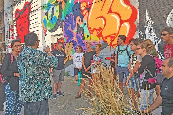 Graffiti & Street Art Walking Tour in Brooklyn - Why the guide makes the difference