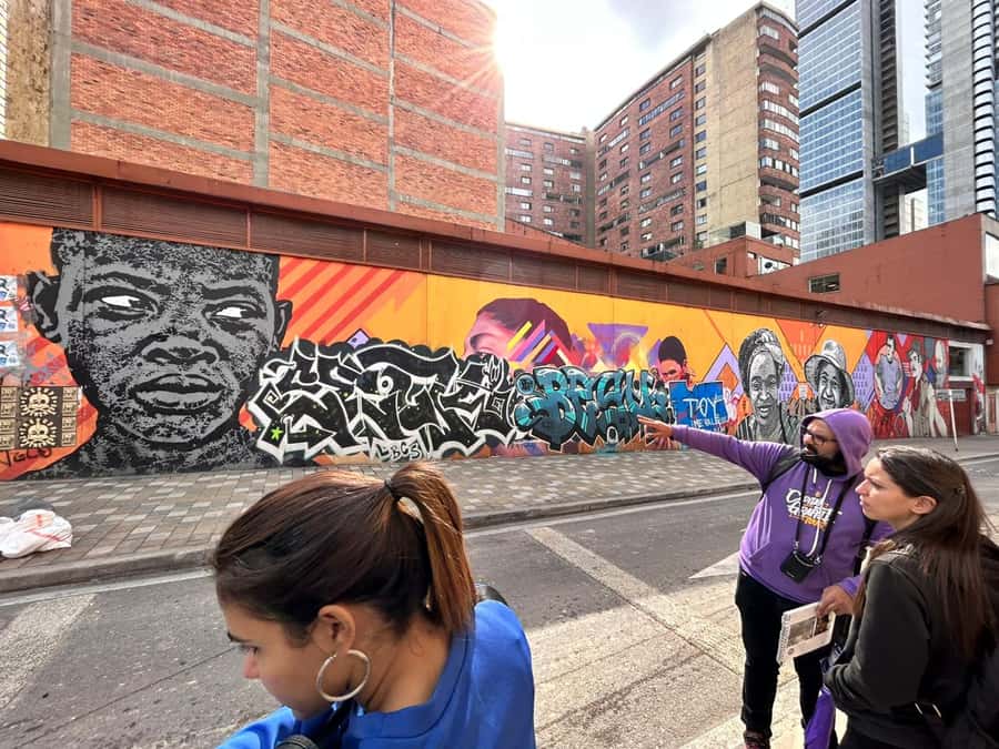 Graffiti Tour: a fascinating walk through a street art City - Reading Bogotá through its street art