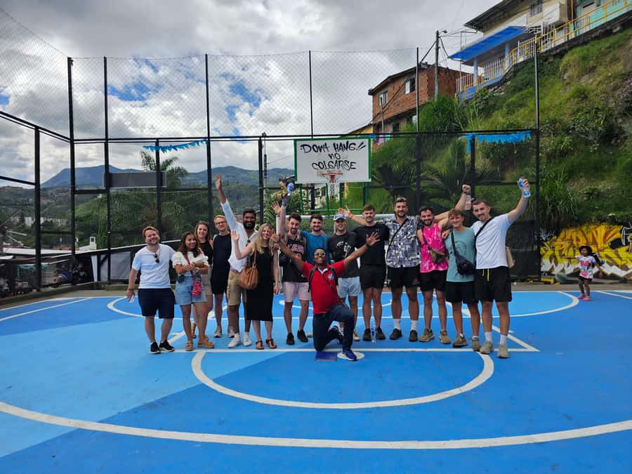 Graffiti Tour comuna 13 and cable car (made by local guides) - Walking through Independence 1, 2, and 3