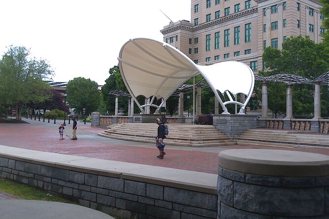 Guided Asheville E-bike Tour of River Arts, Mountains and Murals - What the 2.5-hour format feels like