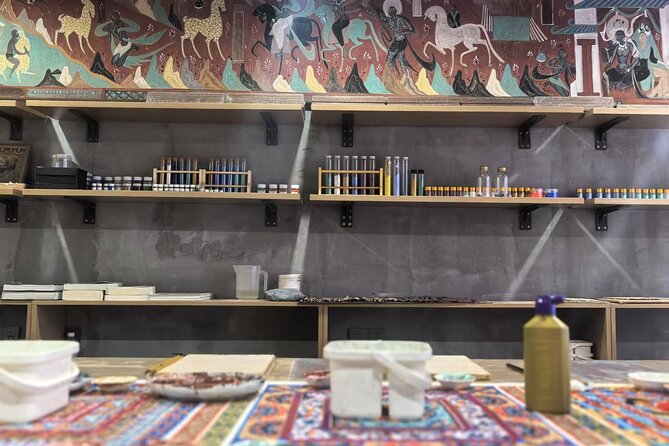 Hands On Chinese Cave Murals with Local Expert - What the three-hour class feels like