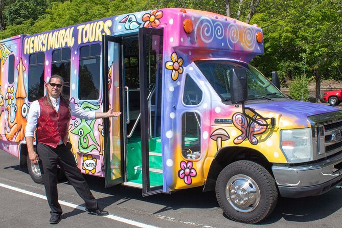 Henry Art Tours-Come See the Fun Side of Seattle Art/Pubs/History - Key things to know before you book