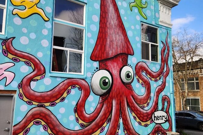 Henry Art Tours-Come See the Fun Side of Seattle Art/Pubs/History - Why Henry’s murals make a good way to see Seattle