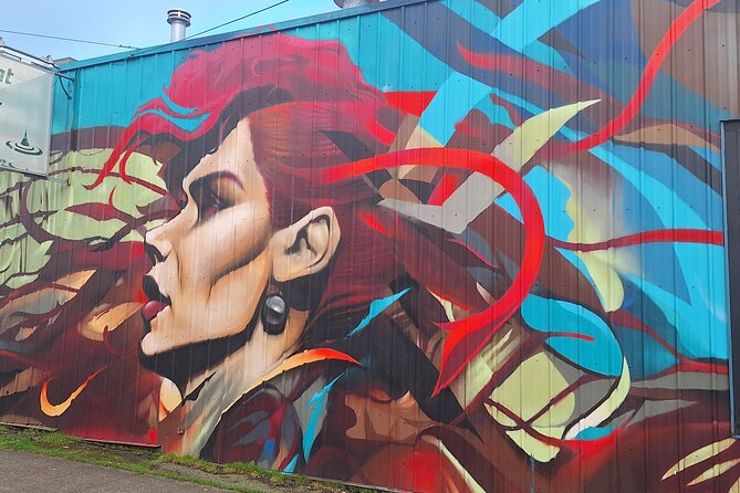 Henry Art Tours-Come See the Fun Side of Seattle Art/Pubs/History - Seattle Waterfront: Henry’s Hidden Wizard Gallery