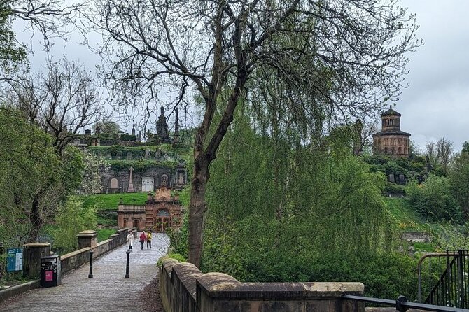 Highland Cows, Glasgow Cathedral, Murals, Kelpies Half Day Tour - Glasgow Cathedral and the city’s oldest quarter