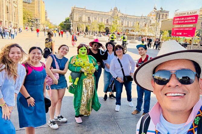 Historic tour in the center and murals of Orozco - Guadalajara’s historic center in one compact outing