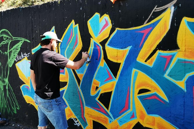 History and Street Art Tour in Comuna 13 - The Escaleras Electricas: More Than a Photo Stop