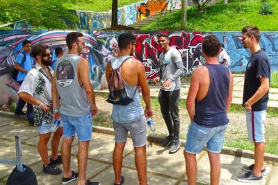 History and Street Art Tour in Comuna 13