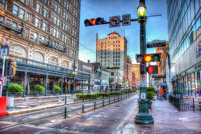 Houston's Official City & Mural Tour! - The Theater District and Houston’s performance halls