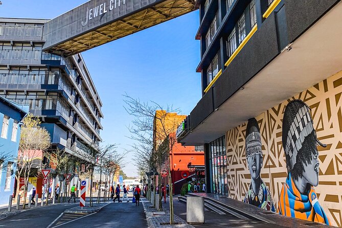 Johannesburg: Maboneng Street Art & Culture Tour - Maboneng beyond the paint