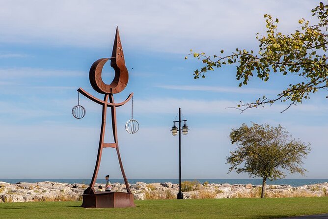 Kenosha Downtown Urban Art and Photography Walking Tour - Starting at Kenosha Tap House