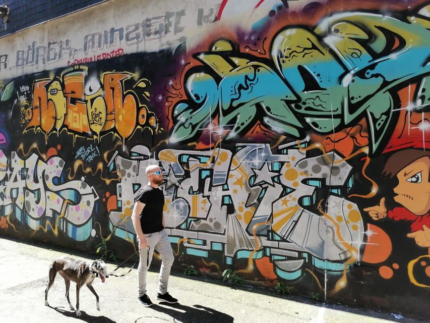 Köln Ehrenfeld: Street Art und Graffiti Tour Walls of Wonder - Weather, walking, and access