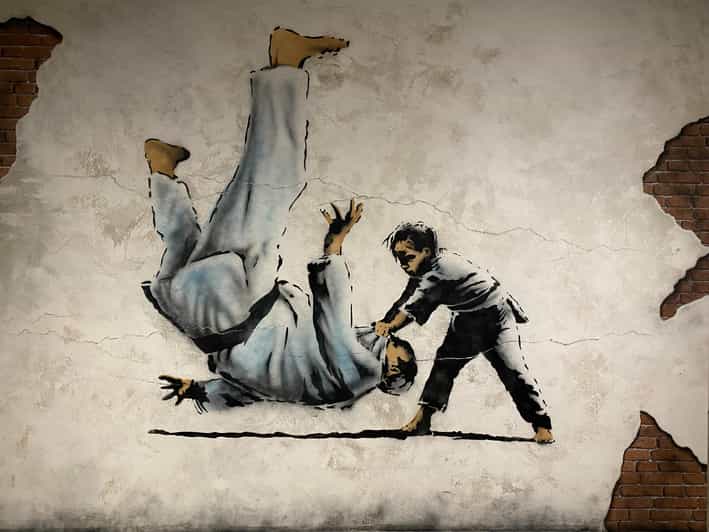 Krakow: Muzeum Banksy Entry Ticket - Key points at a glance