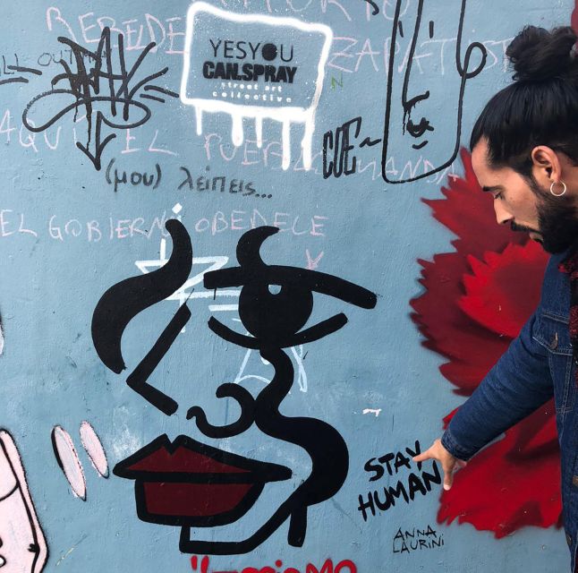 Lisbon: Kickstart Street Art Walking Tour - What the guide adds beyond a photo stop
