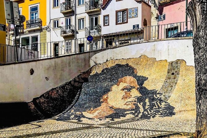 Lisbon Street Art - Private Guided Tour in a Electric Tuk Tuk - Key points to know before booking