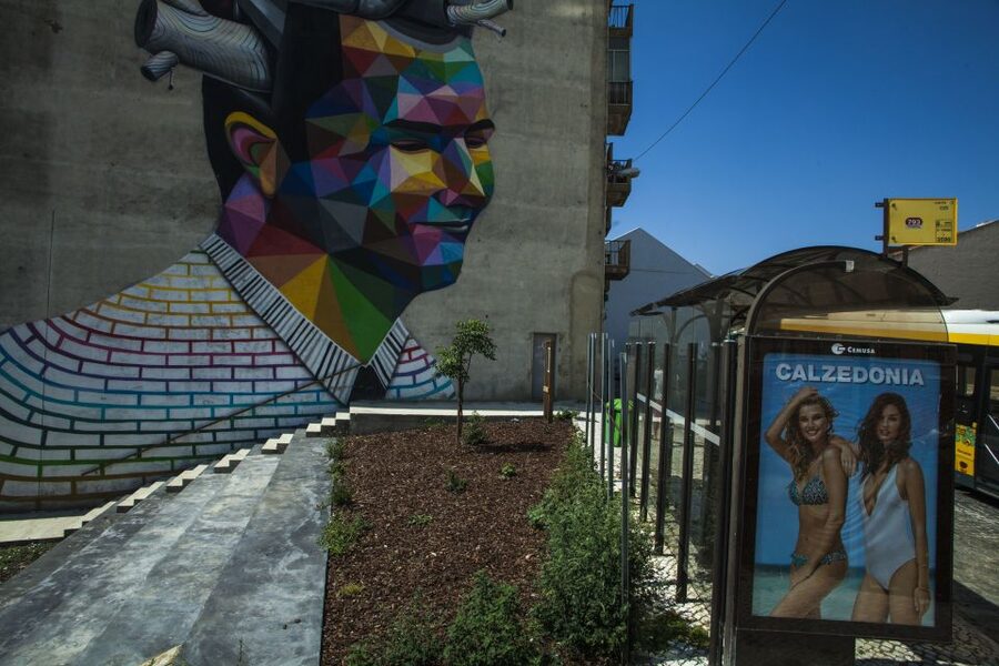 Lisbon: Street Art Tuk Tuk Tour - Who should book this Lisbon art tour?