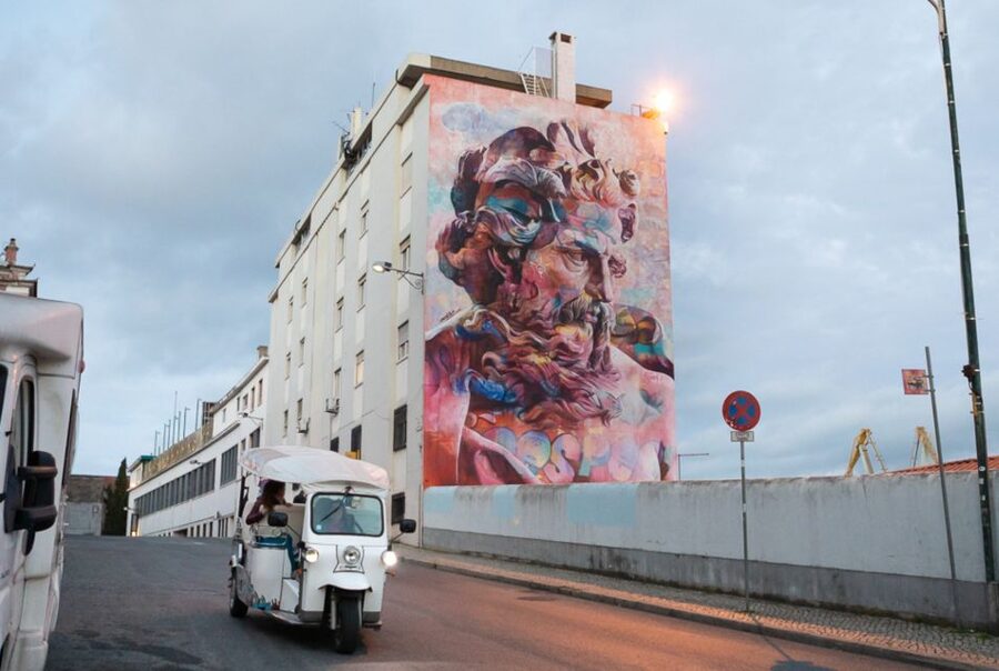Lisbon: Street Art TukTuk Tour - Key points at a glance