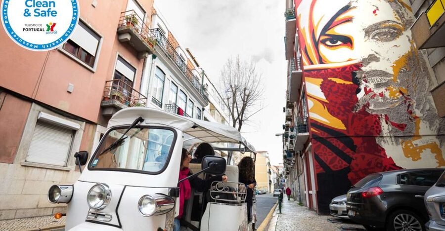 Lisbon: Street Art TukTuk Tour - Why Lisbon’s street art works so well from a tuk tuk