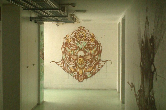 Lisbon Street Art Walking Tour - The stories behind the walls