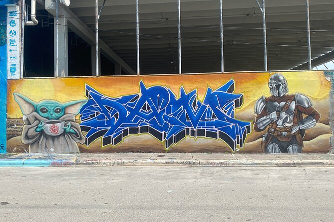Little Havana and Wynwood Walls District Guided Tour - Wynwood in 45 minutes