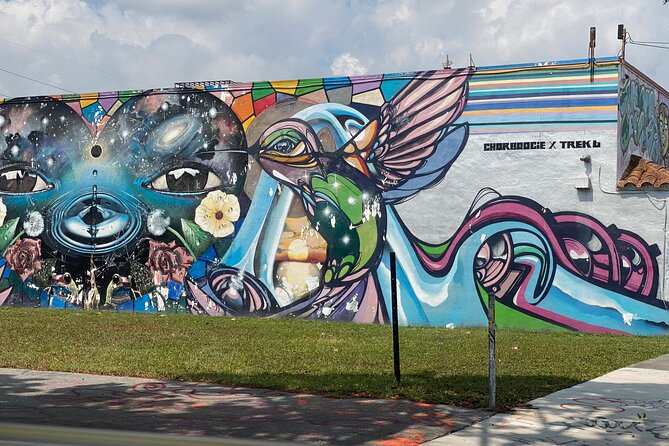 Little Havana and Wynwood Walls District Guided Tour - What the guide adds