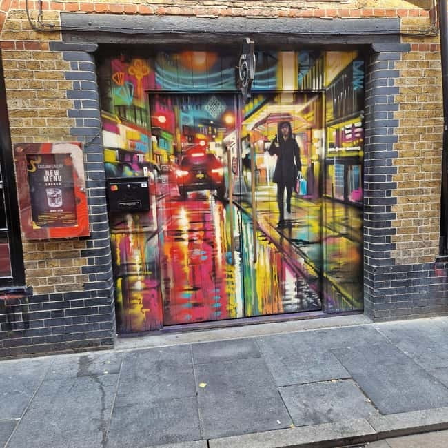 London: East End Instagrammable Street Art & Graffiti Tour - Ebor Street and bold letters