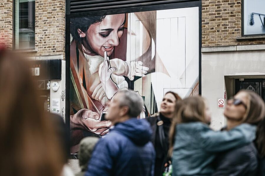 London: East End Street Art Tour and Spray Painting Workshop - Why this East End tour is more than a mural walk