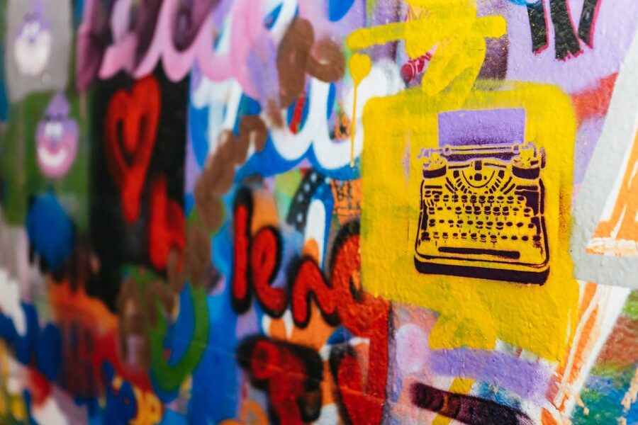 London: Half-Day Street Art Tour and Workshop - Why this East London tour is different