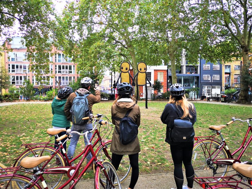 London: Street Art Bike Tour - Brick Lane in the first 20 minutes