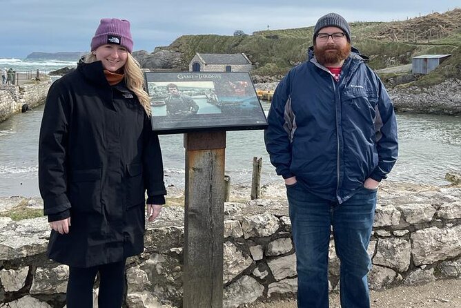 Luxury Giants Causeway Tour in Mercedes + FREE Belfast Mural Tour - Carrick-A-Rede: a short walk with a real thrill