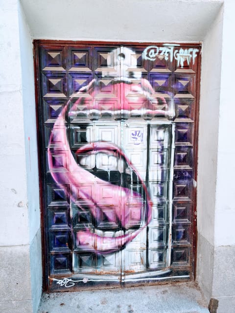 Madrid: Hidden Street Art Tour - The local gallery finish