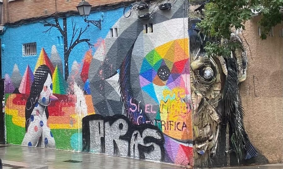 Madrid: Private Grafitis/Street Art Segway Tour 2h - Riding toward Embajadores and Lavapies