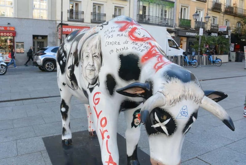 Madrid Street Art Tour (Malasaña Chueca Gran Via & Lavapies) - Malasaña and the trace of MUELLE