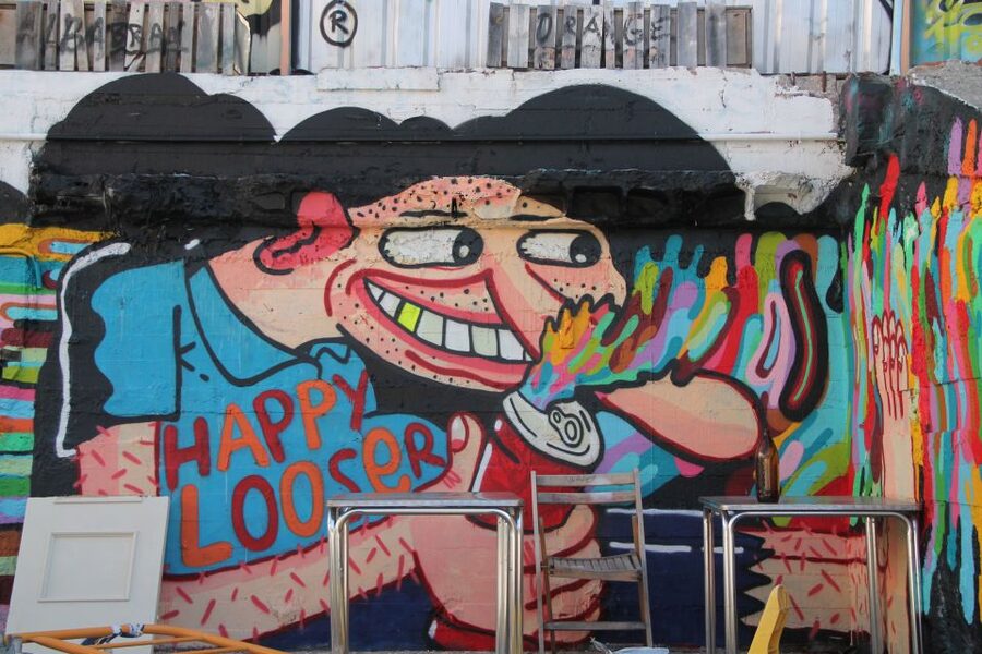 Madrid: Street Art Tour with Local Graffiti Hunter - A two-hour pace that leaves room for questions