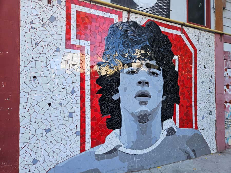 Maradona Tour: Murals, Chapel, Stadium, Museum, Casa D10S - A café break keeps the schedule human