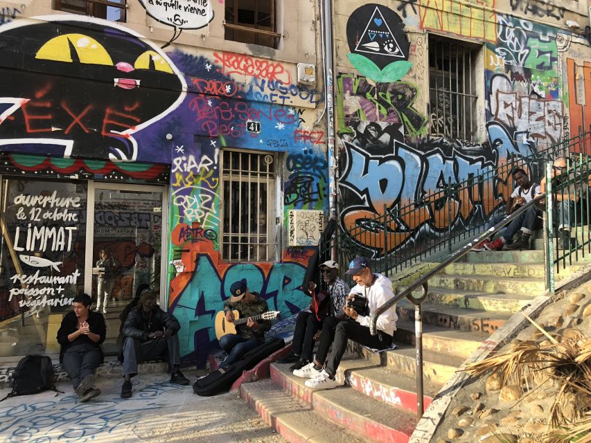 Marseille: Street Art Walking Tour and Local Drink - The guide makes the difference