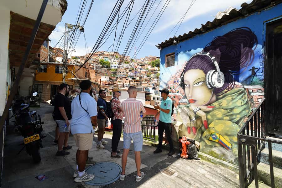 Medellín: Comuna 13 and Graffiti Guided Tour with a Local - Smaller alleys where the neighborhood feels more personal