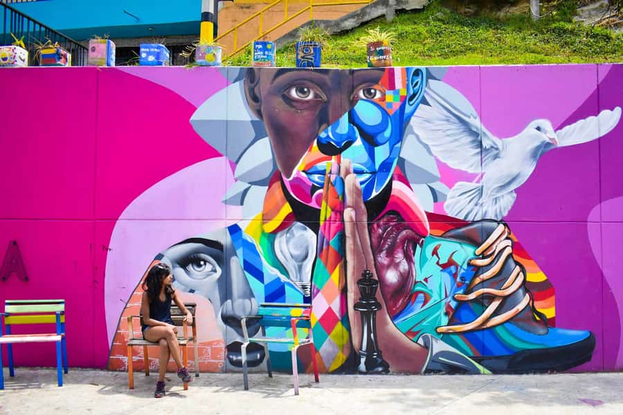 Medellín: Private Comuna 13 Street Art Tour - Why the first murals in Poblado matter