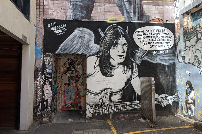 Melbourne Street Art Quest: Self-Guided Urban Story Game - Coles Fountain in Parliament Gardens