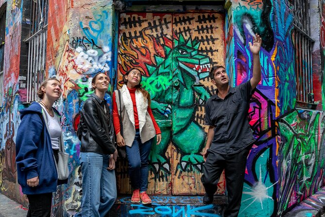 Melbourne Street Art Tour - Cheese, fruit, wine, and beer at the end