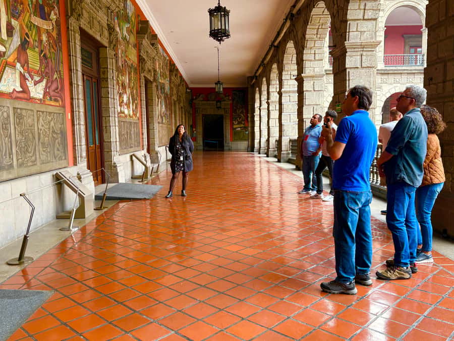 Mexico City: Diego Rivera's Murals Guided Walking Tour - What makes the guides valuable