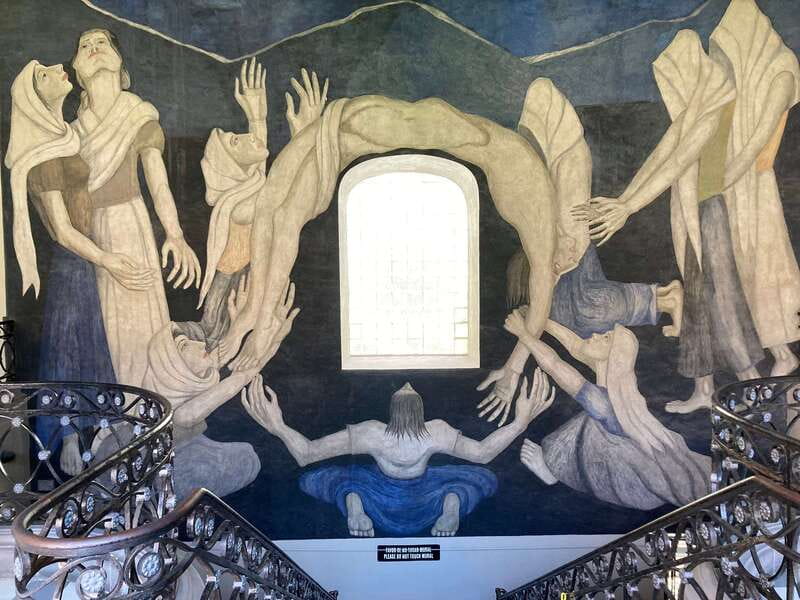 Mexico City: History on Walls. Mexican Murals Walking Tour - Orozco’s criticism inside a former high school
