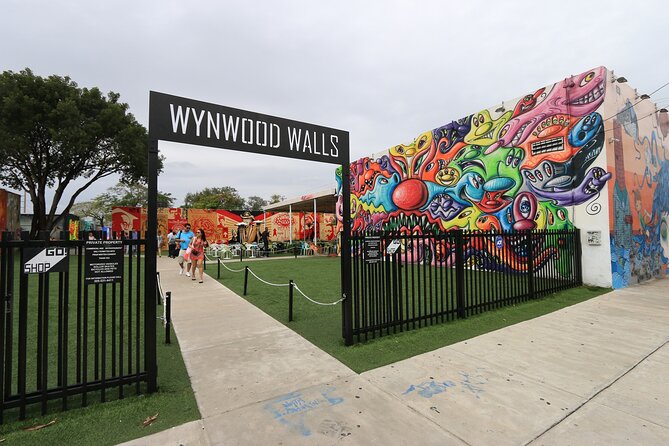 Miami 3 in 1 City Tour: South Beach, Wynwood & Little Havana - Bayside and the waterfront finish