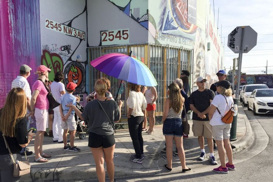 Miami: Wynwood Arts District Walking Tour - The guide makes the difference