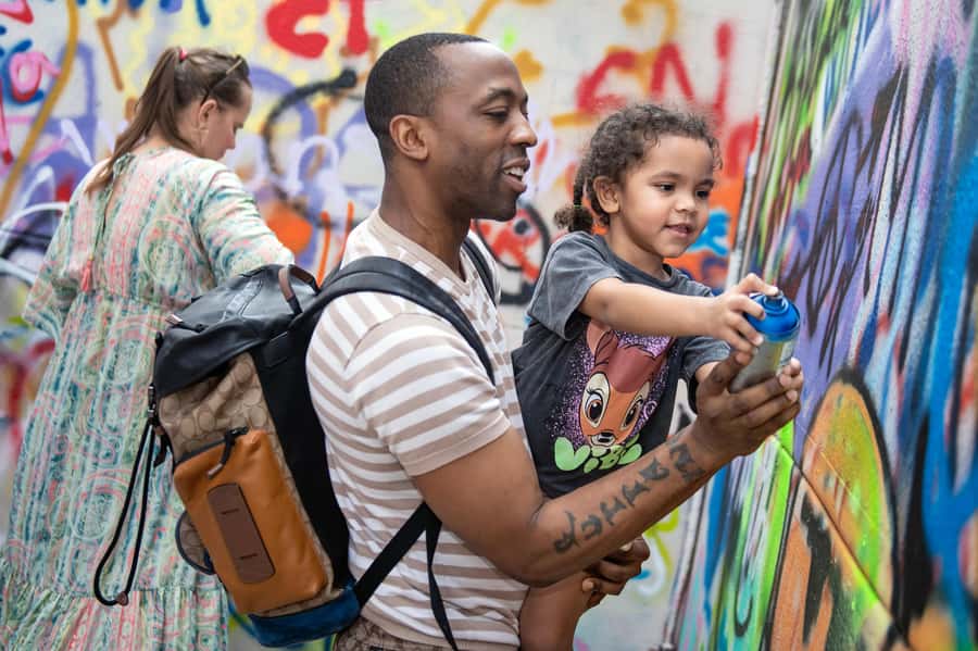 Miami: Wynwood Walls Freestyle Spray Painting & Admission - Exploring More Than 38 Murals and Sculptures