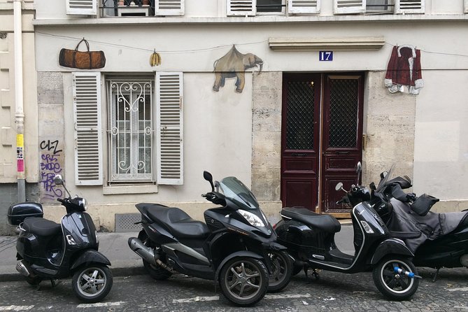 Montmartre Street Art Tour with an Artist - The hands-on art element