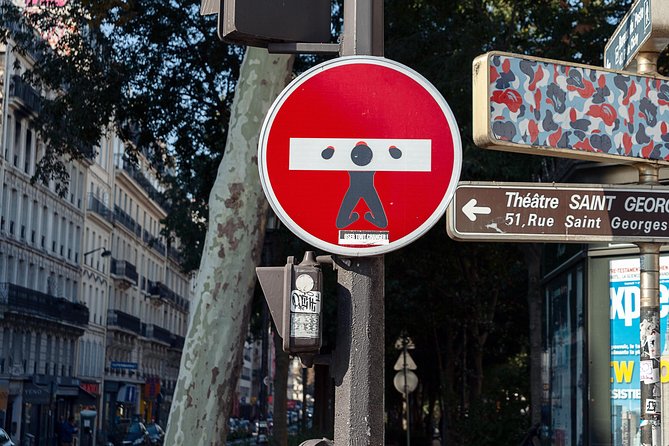 Montmartre Street Art Tour with an Artist - What the artist guide adds