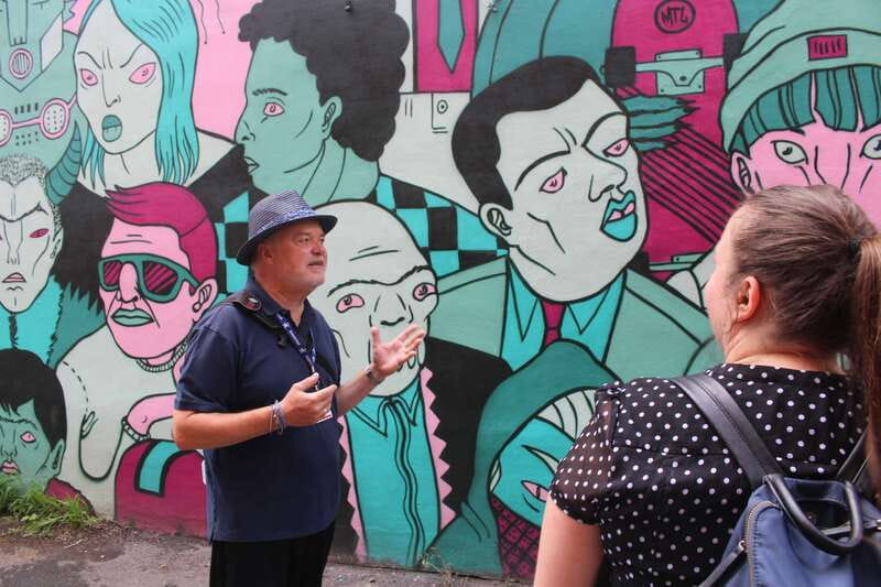 Montreal: Guided Walking Tour of Montreal's Murals - Following Saint-Laurent Boulevard and its side streets