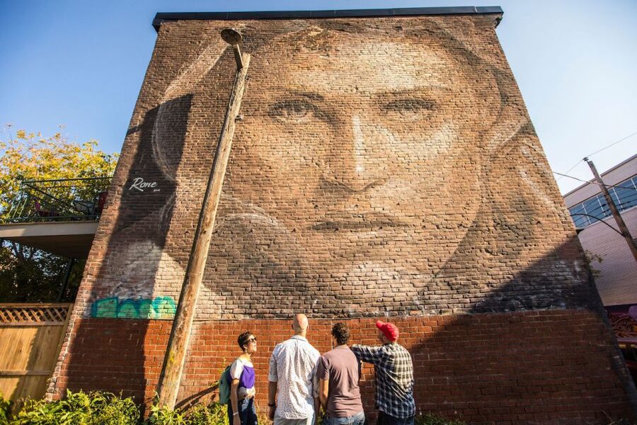 Montreal: Street Art & Mural 2-Hour Guided Walking Tour - Why the Plateau works so well for street art